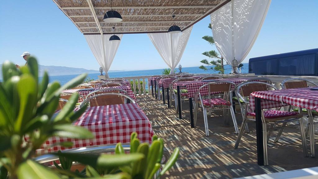 Perla Hotel Saranda 外观 照片
