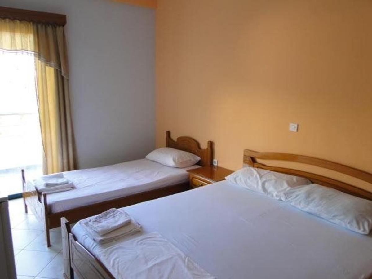 Perla Hotel Saranda 外观 照片